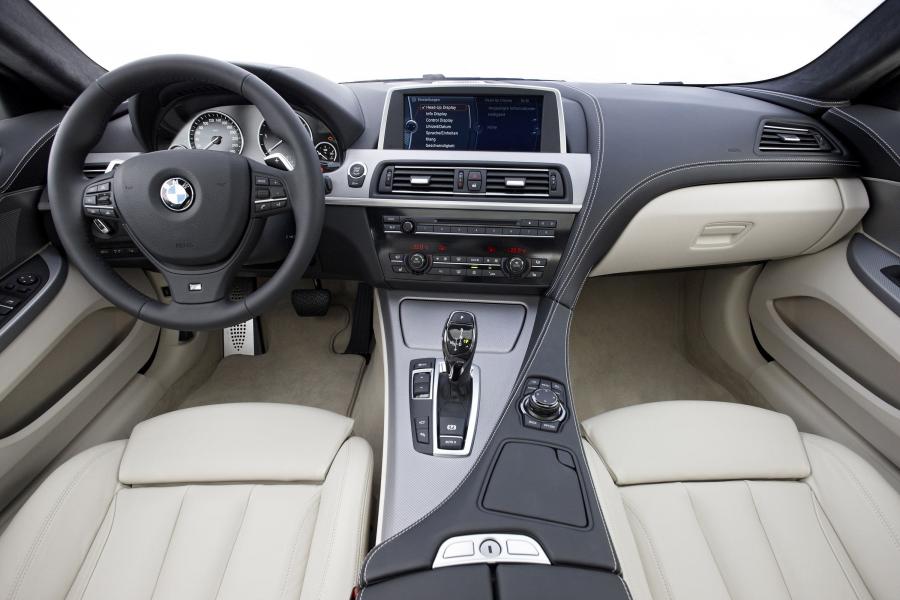 Торпедо BMW 640d Coupe M Sport Package 2011 года  (фото 2 из 8)